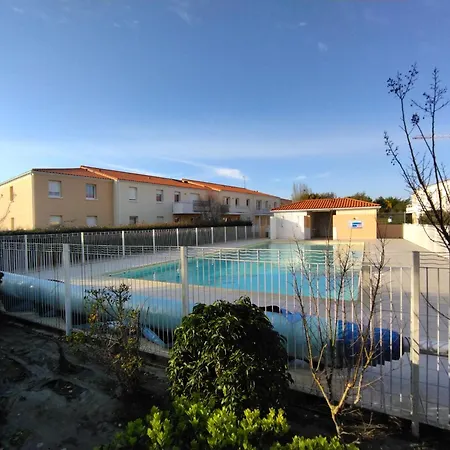 Dans Résidence Au Calme Avec Piscine Les Sables-dʼOlonne
