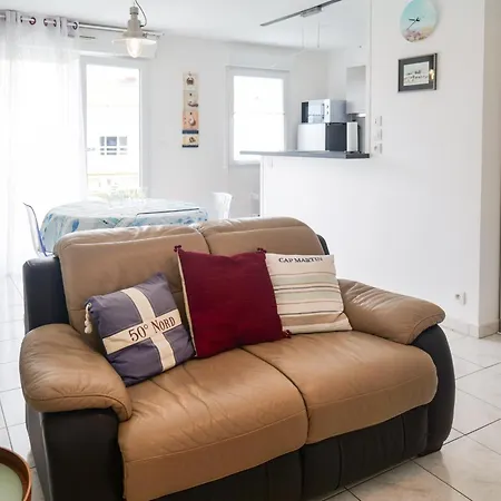 Dans Au Calme Avec Piscine Apartmán