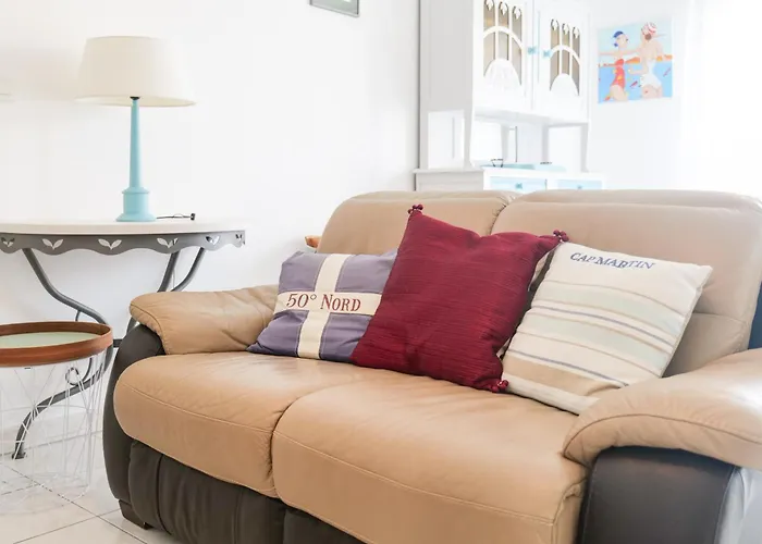 Dans Au Calme Avec Piscine Apartmán *