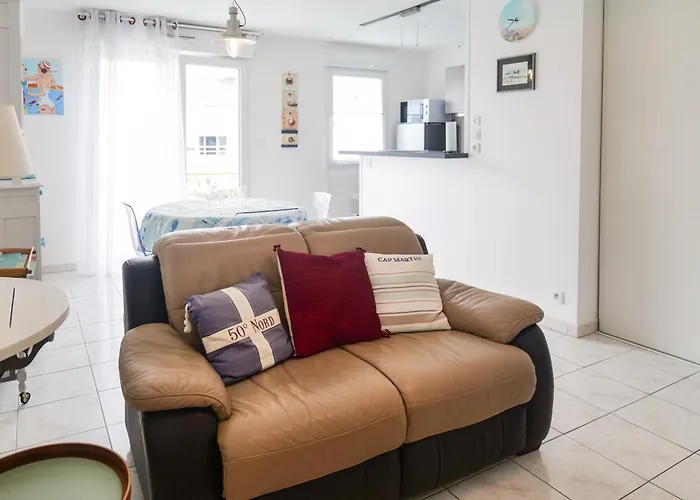 Dans Au Calme Avec Piscine Apartmán